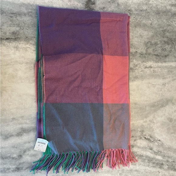 J.Crew Pink Plaid Scarf Women’s One Size NWT - Picture 3 of 5